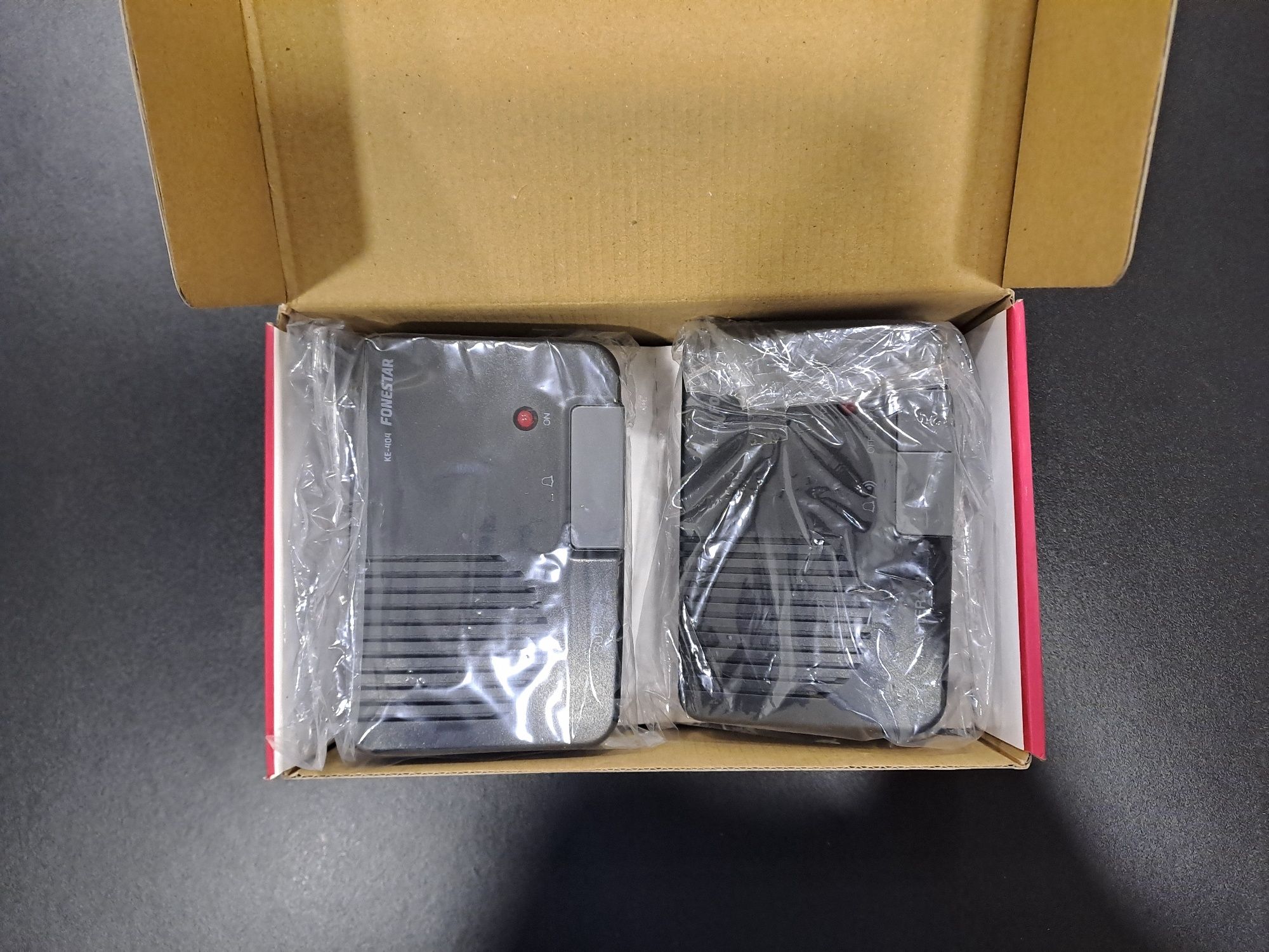 Intercomunicadores Fonestar KE-404 e KE-282-3E