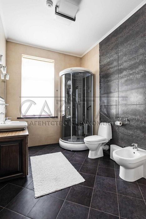 3-этажный Дом (500м2) 30 соток, с шикарным бассейном, Лесники