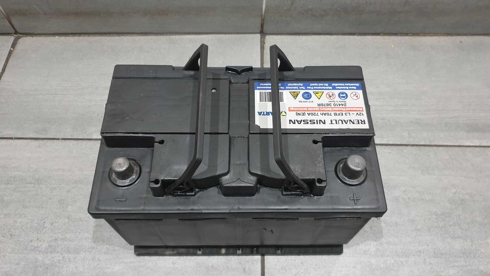 Akumulator używany VARTA EFB RENAULT NISSAN 12V 70AH 720A