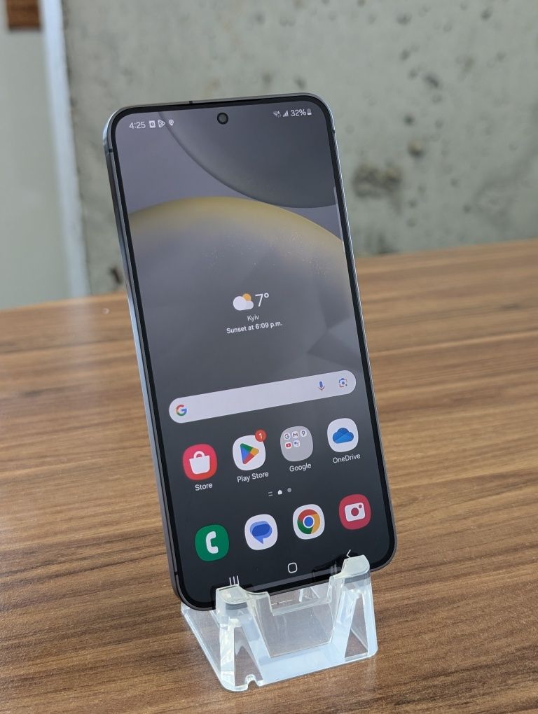 Смартфон Samsung Galaxy S24 8/128GB Onyx Black Кредит гарантія