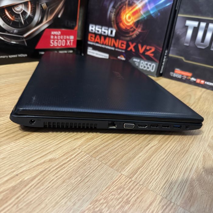 Ноутбук Asus R704V • GT740M(2gb) • Intel • 8gb(DDR3L) • SSD(240gb)