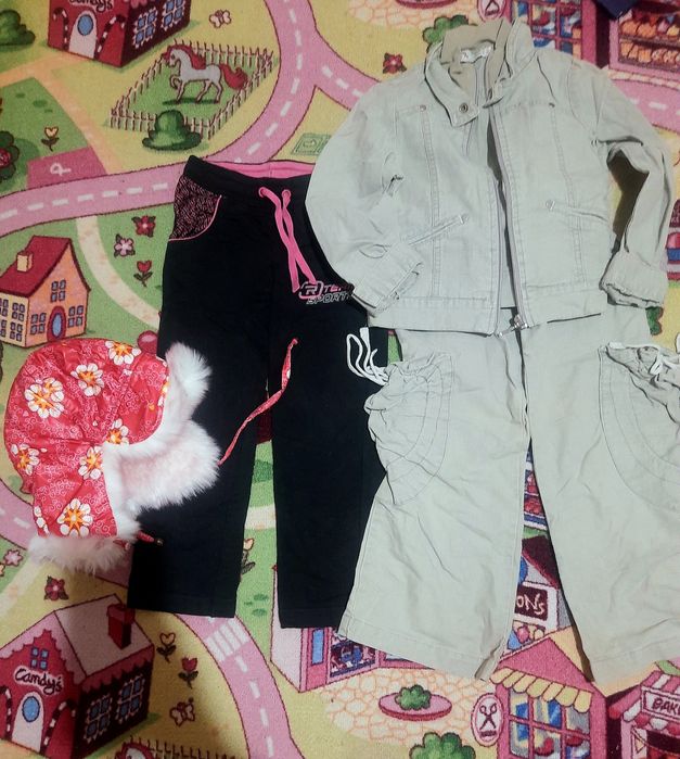 Шапка зимова, спортивні штани, костюм джинсовий