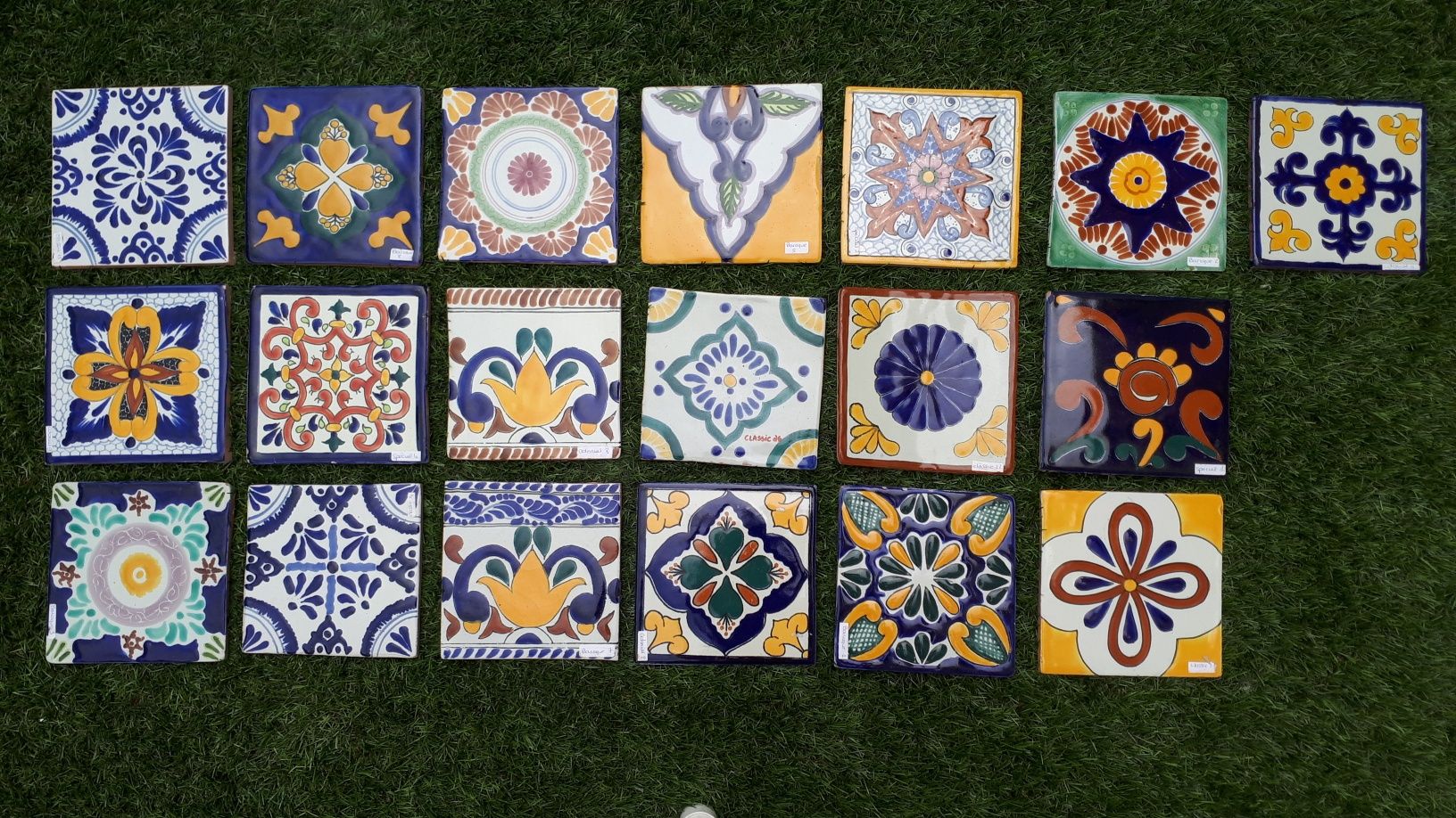 16 + 19 Azulejos originais mexicanos em terracota