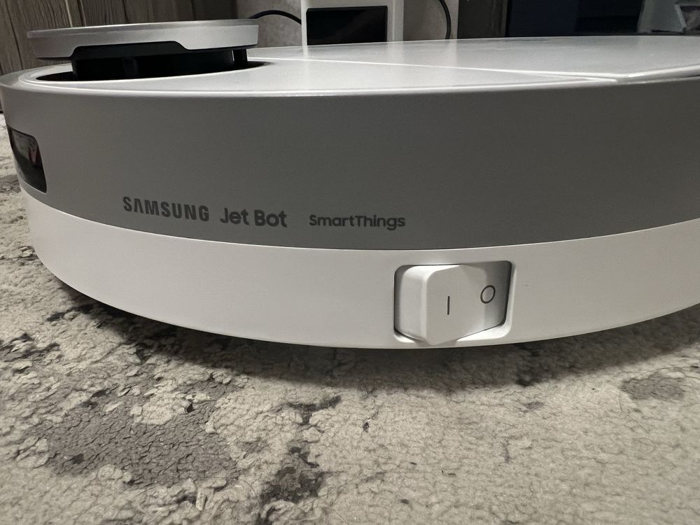 Робот-пылесос Samsung Jet Bot+ (VR30T85513W/EV)