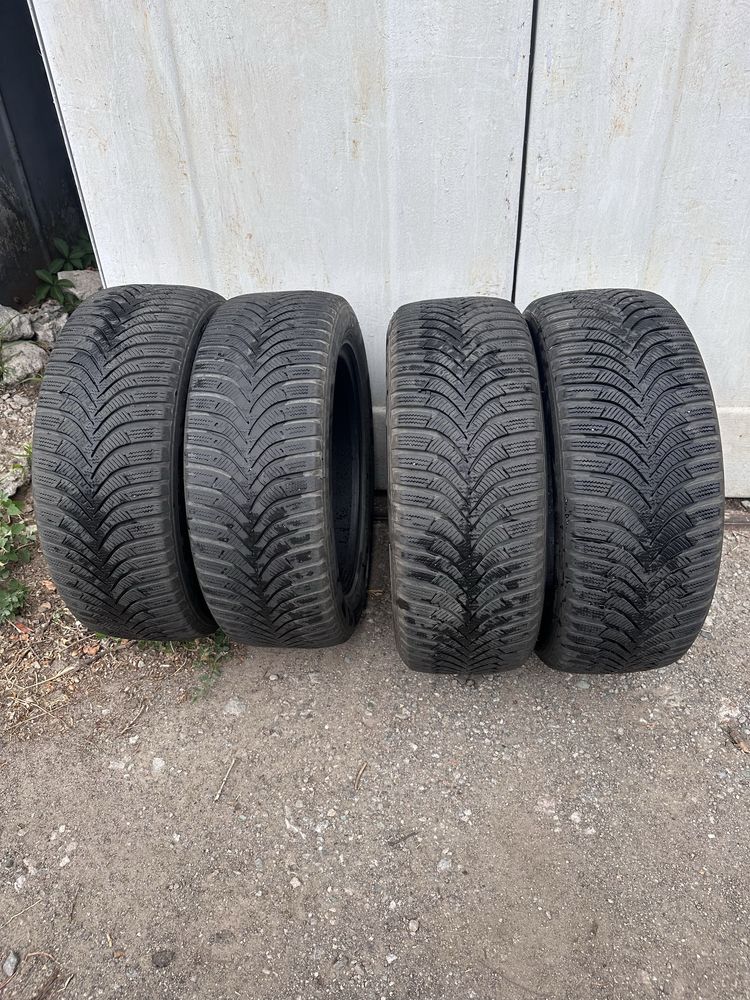 Hankook Winter I*Cept RS2 205/55 R16