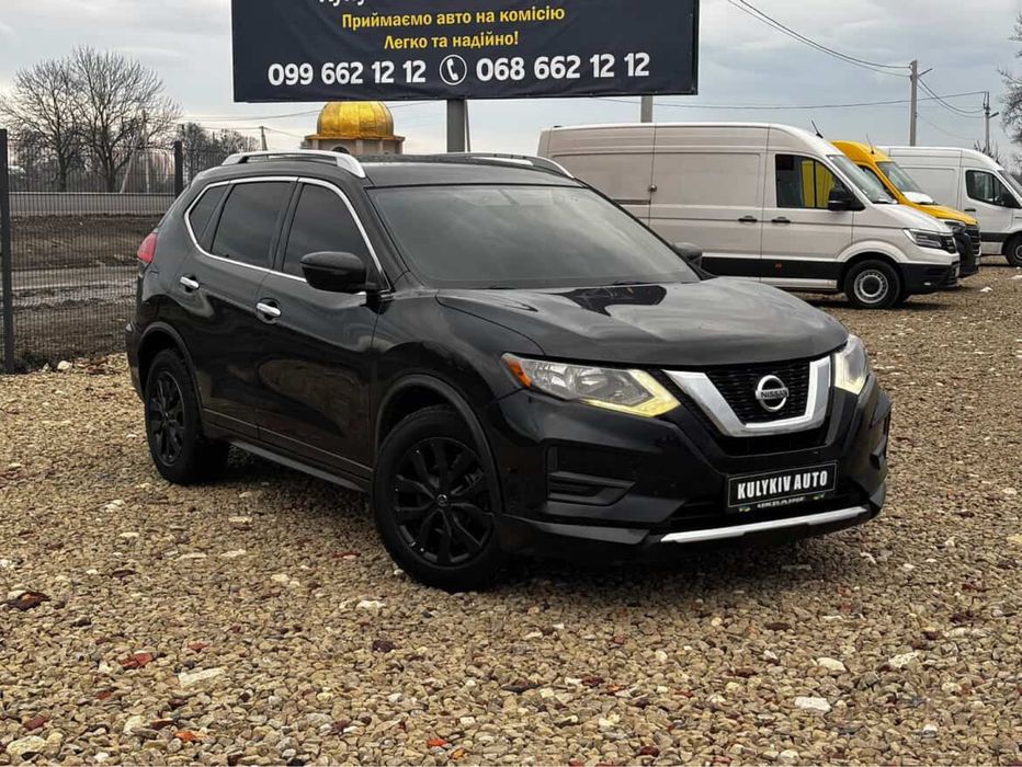 Nissan Rogue 2017 рік
