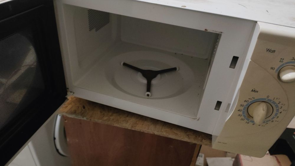 Мікроволновка LG бв Ms-193T