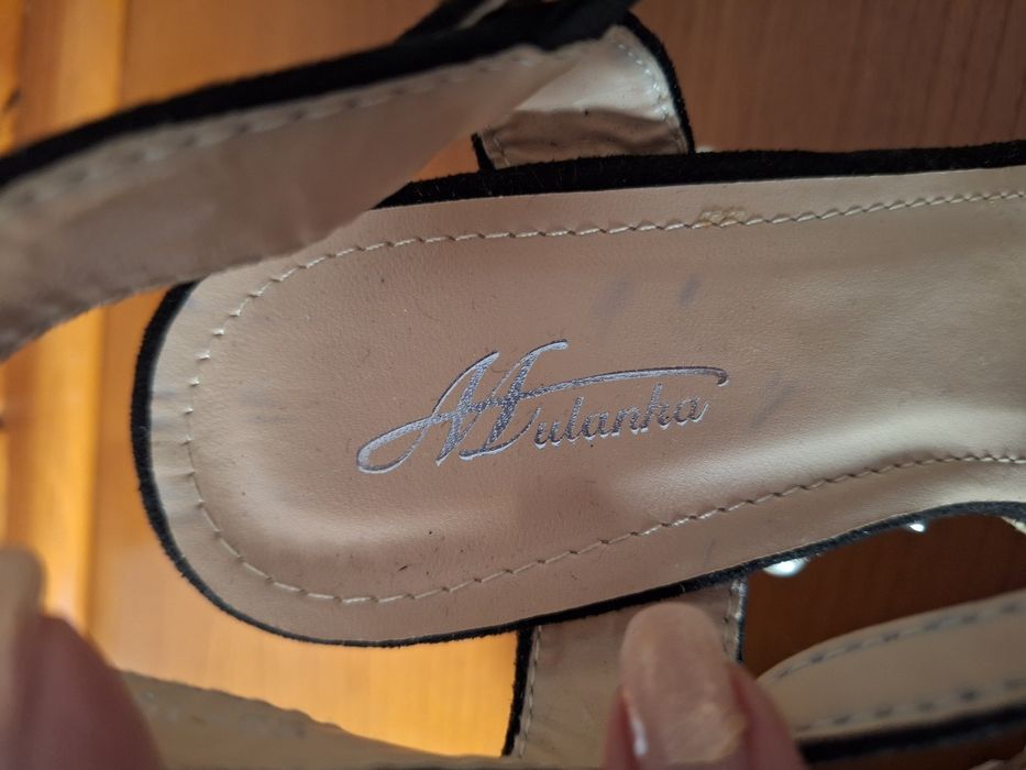 Sandálias Pretas com Pérolas T: 40 Mulanka