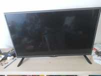 Vendo tv lg com algumas marcas de uso mas a funcionar.