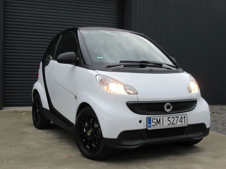 Smart Fortwo Model 2013**1.0 Benzyna**AUTOMAT**Elektryczne Szyby**SUPER STAN