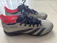 Adidas Predator turfy rozmiar 43 1/3