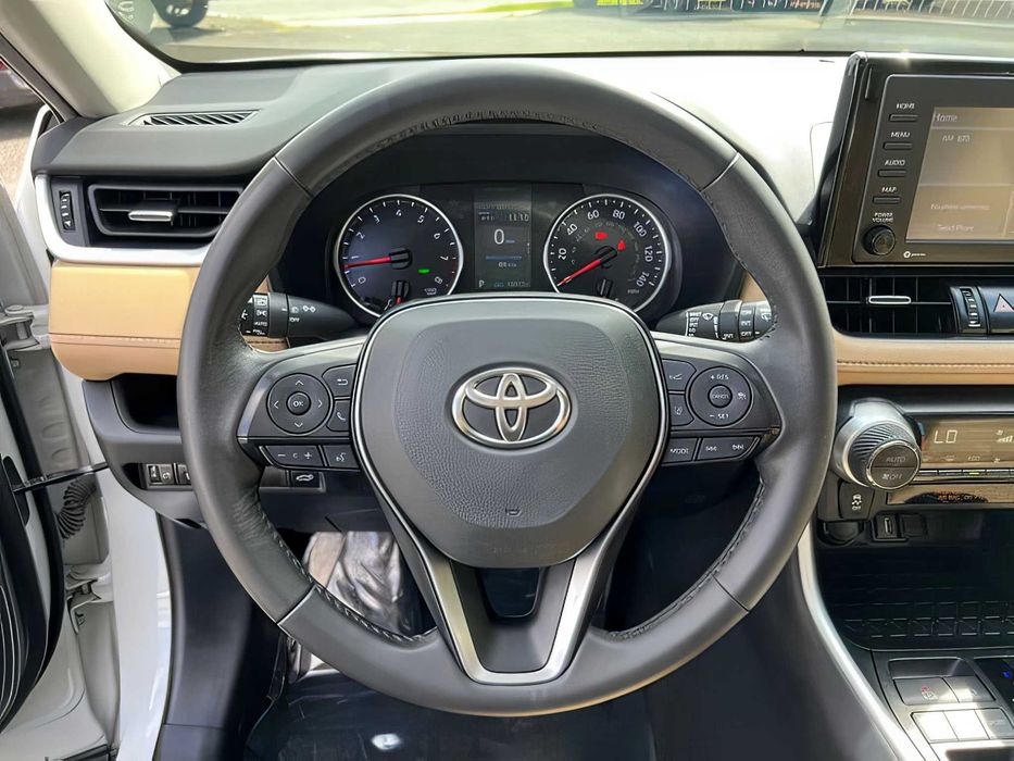 Toyota RAV4      2020