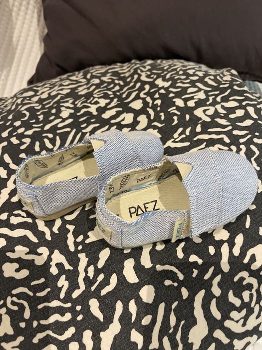 Vendo sapatilhas “paez” de criança em ótimo estado