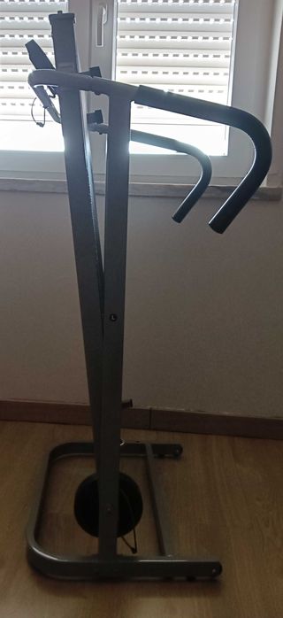 Passadeira Mecânica , Desportiva.