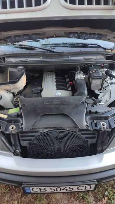 Продам БМВ Е53 в гарному стані