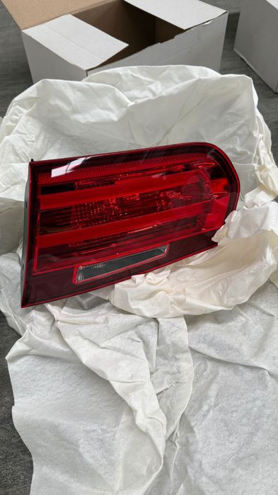 Farolins Traseiros (conjunto) BMW F30/31 e F80 Originais Pre-LCI.