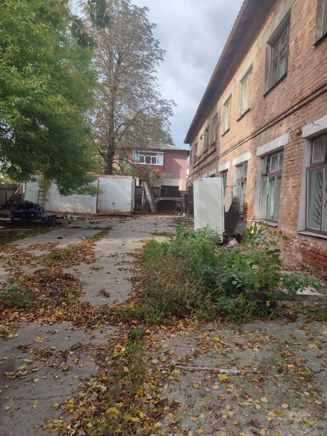 Продам нежитлове приміщення