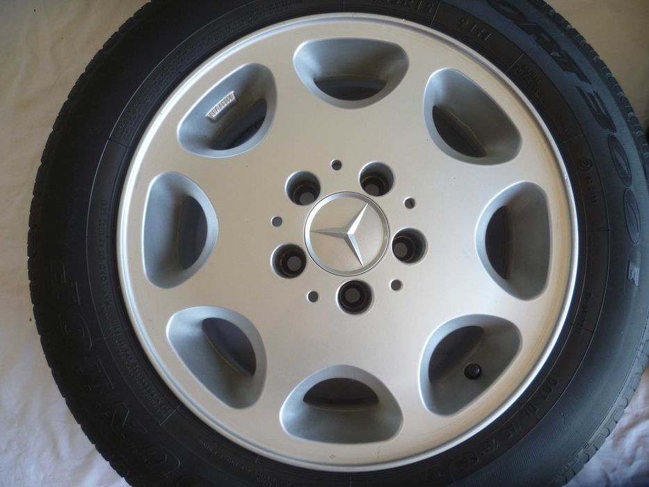 4 Jantes R 15 para Mercedes Benz em alumìnio, muito bom estado