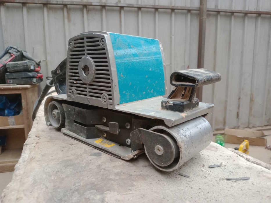 Lixadora de rolo Virutex