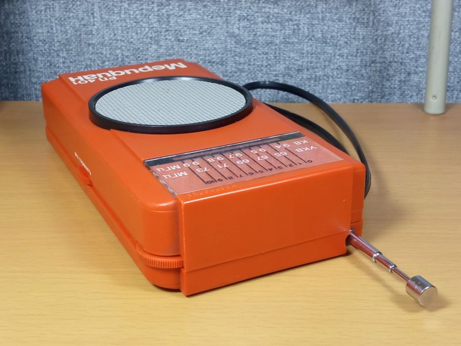 Радиоприемник "МЕРИДИАН РП-401" СССР