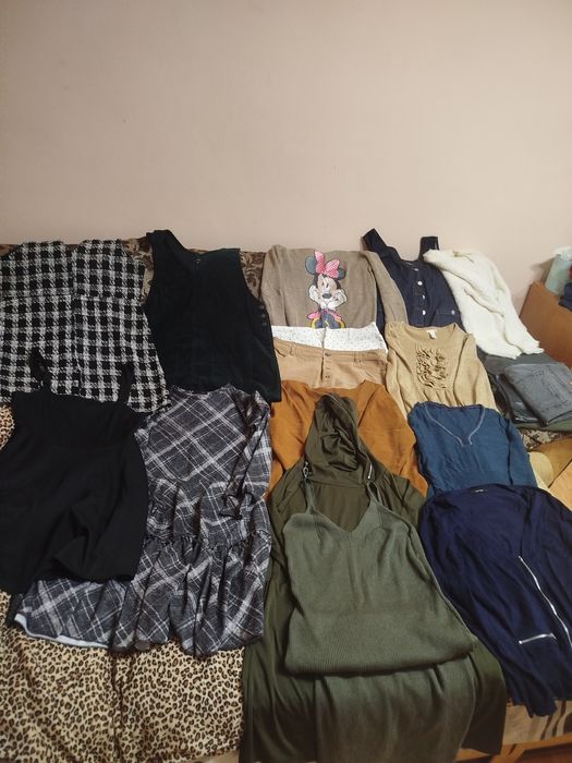 Вещи не дорого, пиджаки, платья , юбки и прочее