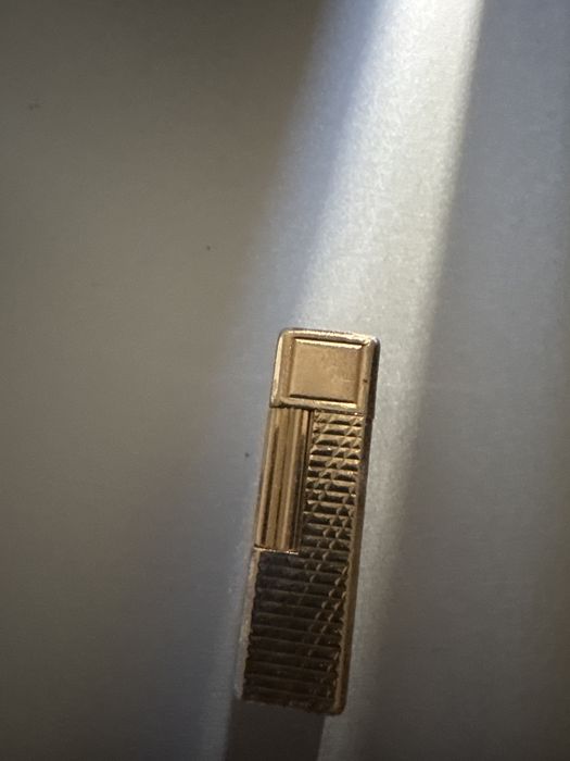 Canetas Montblanc permanente e rollerball + Isqueiro Dupont em ouro