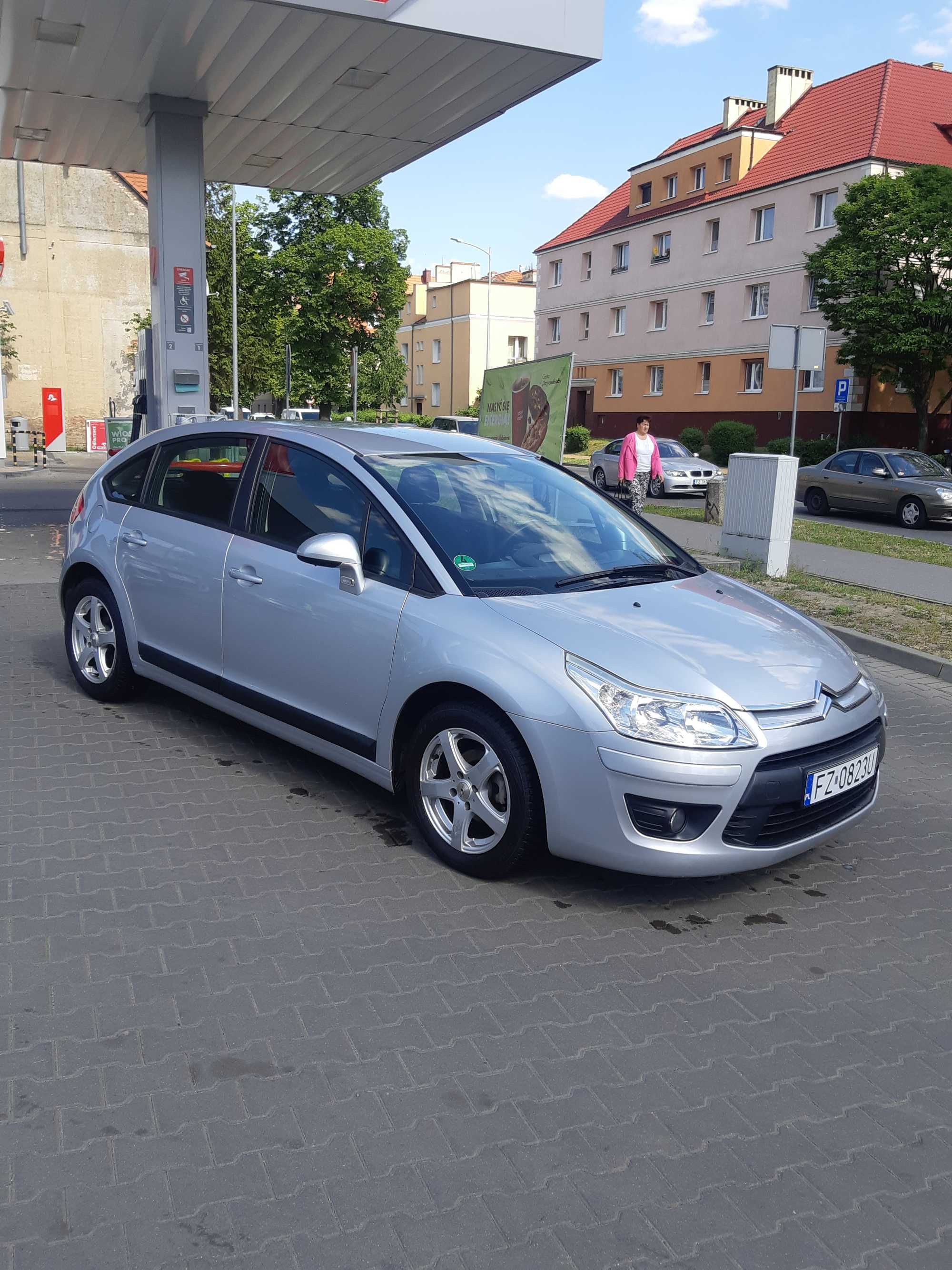 Citroen C4 1.6 benz. 2009 r mały przebieg, raty, zamiana