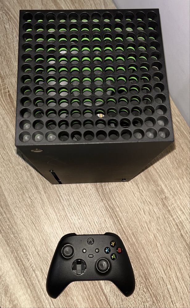 Konsola MICROSOFT XBOX Series X SSD 1 TB z napędem Blu-ray 4K UHD