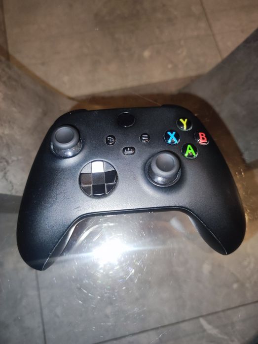 Xbox series X GTA V, FIFA 23 (bez gwarancji)