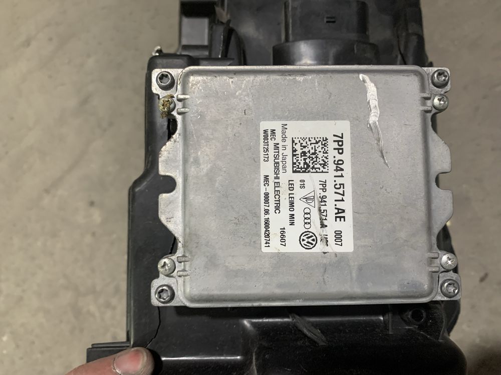 Full Led фара ліва VW Passat NMS B8 usa