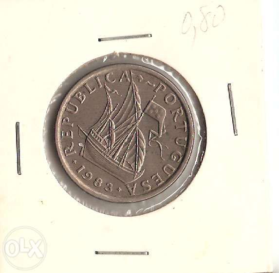 5 Escudos – 1980 e 1983  - 2 Moedas