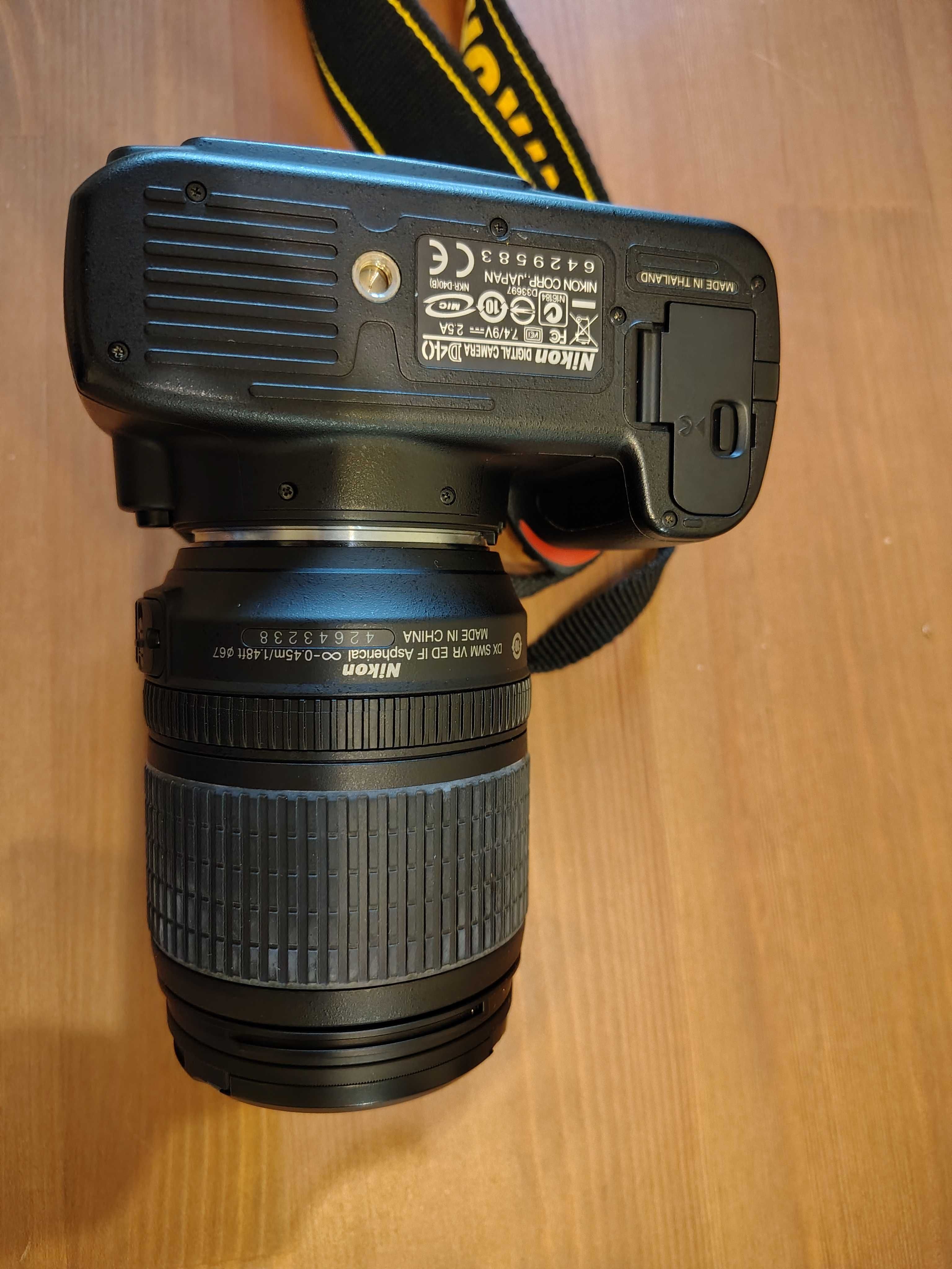 Nikon D-40 z obiektywem Nikkor 18-55 ED