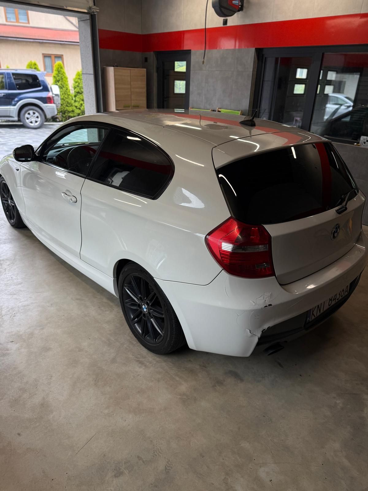 BMW Seria 1 e81 118D 143KM