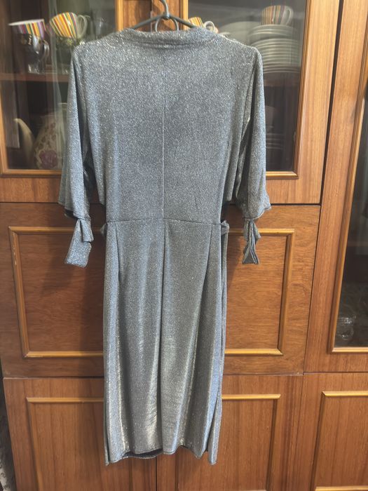 Жіноча святкова сукня