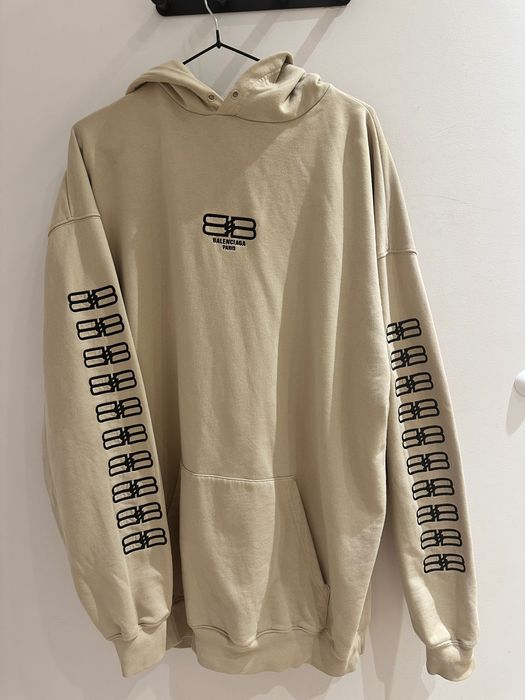 Balenciaga sweatshirt