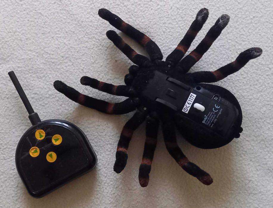 tarantula pająk RC duży zdalnie sterowany  Uszkodzony pilot