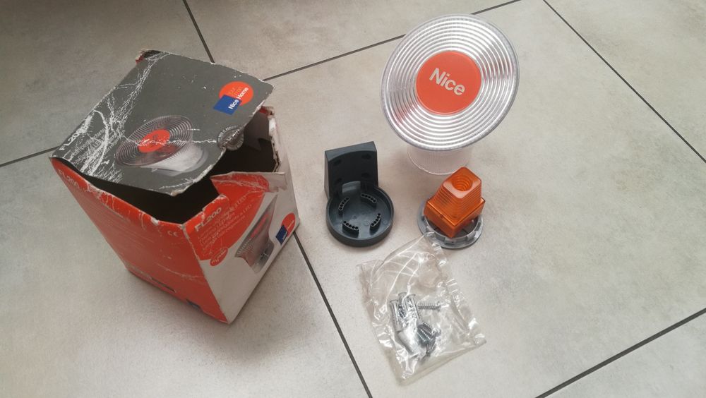 Lampa Nice FL 200 napęd bramy