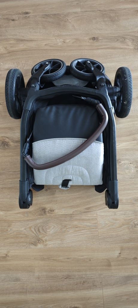 Wózek spacerowy Baby Design LOOK