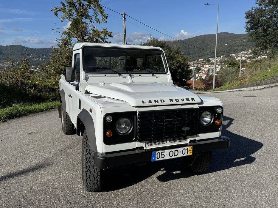 Land Rover Defender 110 puma pick-up nacional
