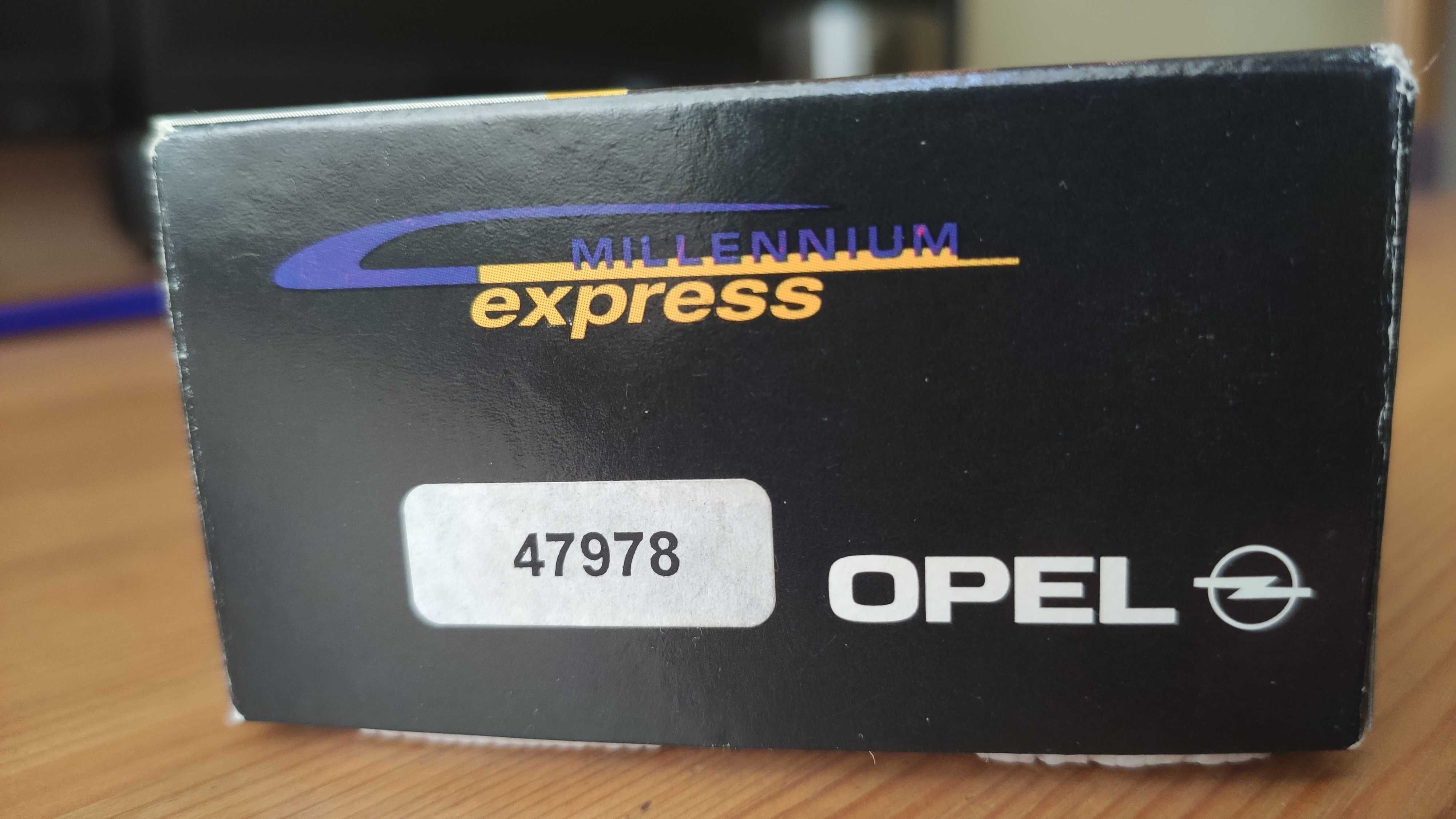 Roco 47978 OPEL Millennium Express