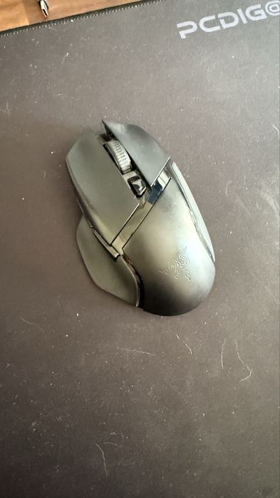 Rato Gaming Razer Basilisk