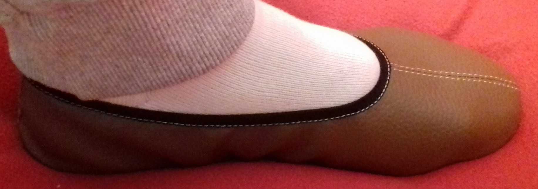 Kapcie 41 baletki, joga skóra, eleganckie, nowe pantofle,papucie,ciapy