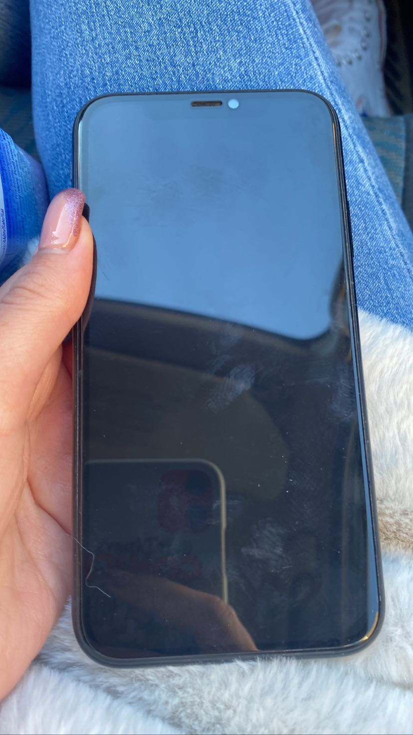 iPhone XR novo sem marcas