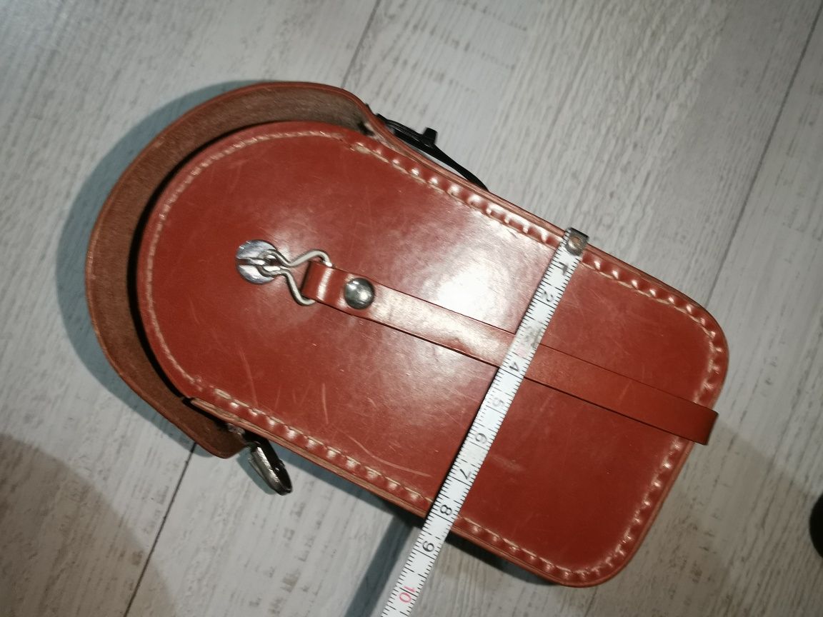 Кожанная сумка чехол для объектива или чего угодно на пояс  СССР кейс