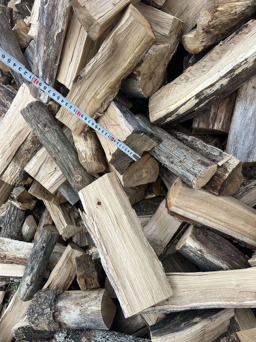 Дубові сухі дрова