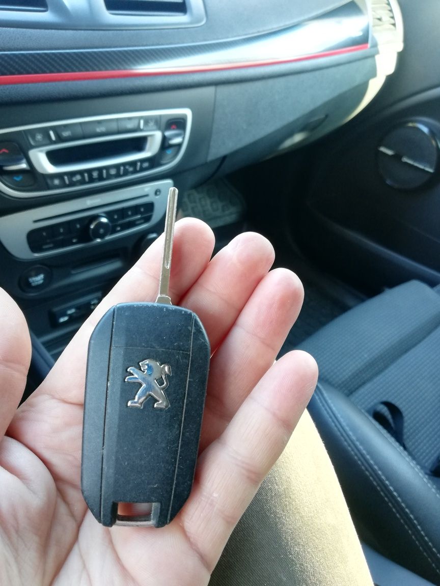 Ключ брелок Peugeot Пежо Hella 434 MHz