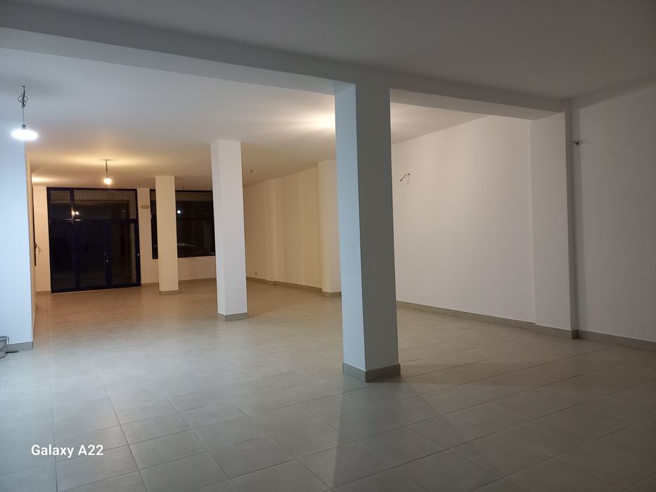 Arrendo Loja Edifício Venda Nova