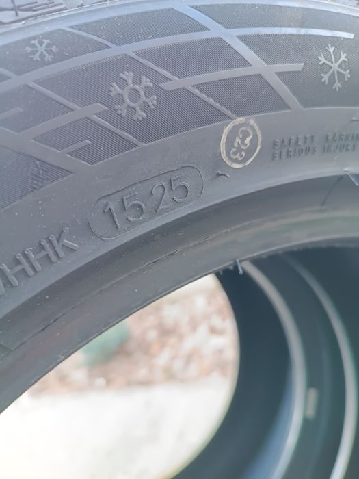 Нові 2025рік kapsen snowshoes aw33 205/55 r16