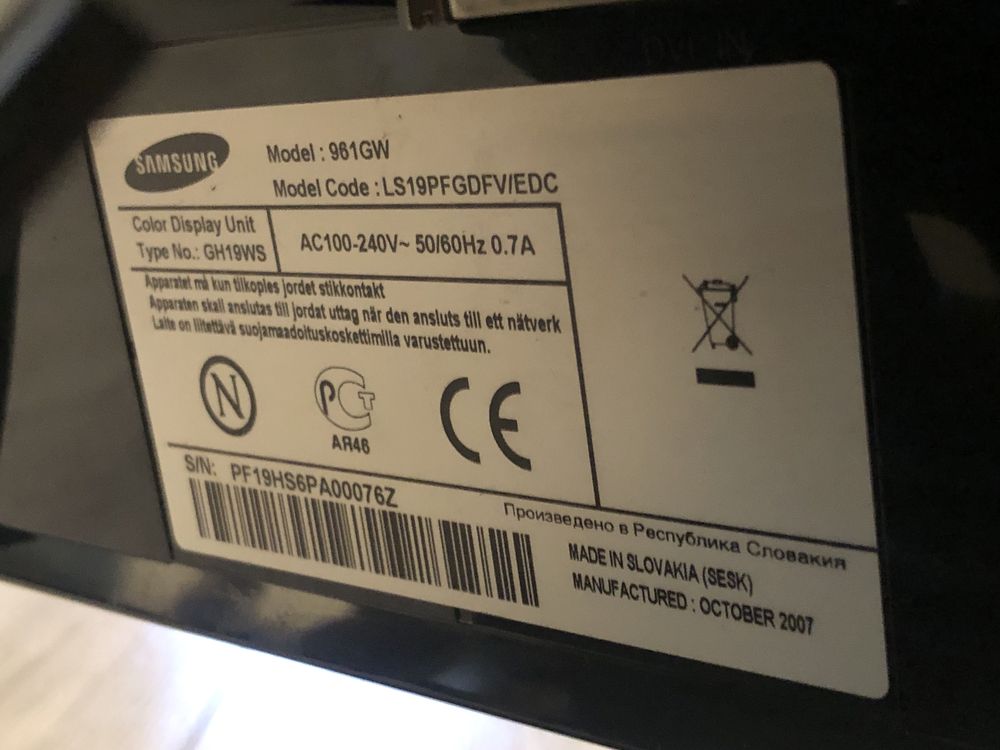 Monitor Samsung SyncMaster 961GW 19"