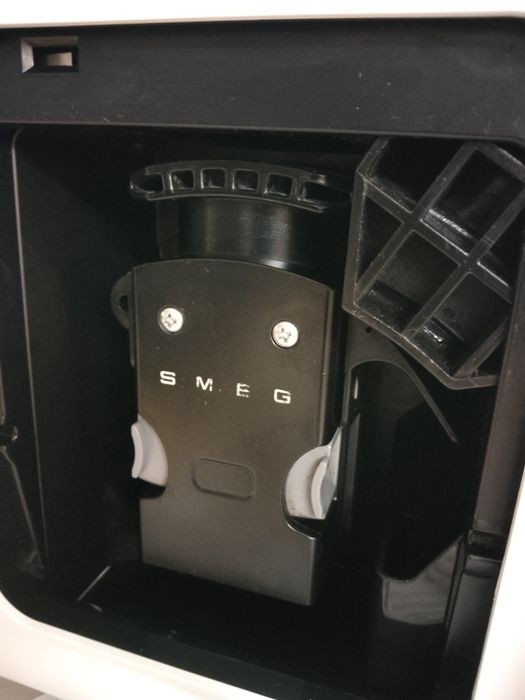 Ekspres Smeg BCC01WHMEU - STAN IGŁA!!!